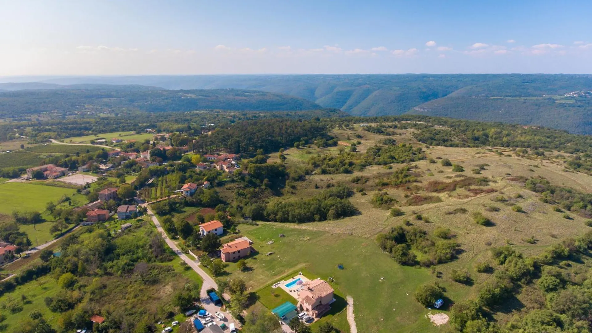 Nedeščina Villa San Martino